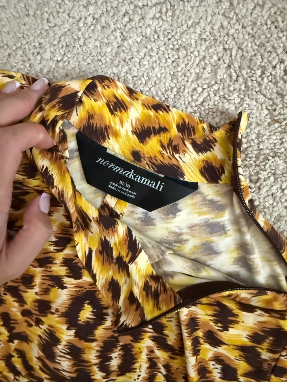 Norma Kamali Leopard Print Short Sleeve Mock Neck Top in Yellow - Picture 4 of 5